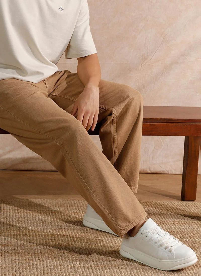 روجن Solid Light Fade Loose Fit Jeans  | Khaki